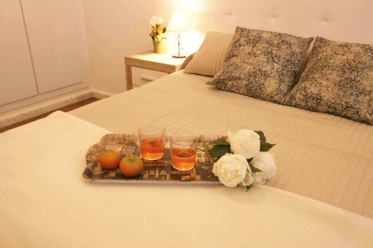 Apartamento Vacacional Carmona Apartment ภายนอก รูปภาพ