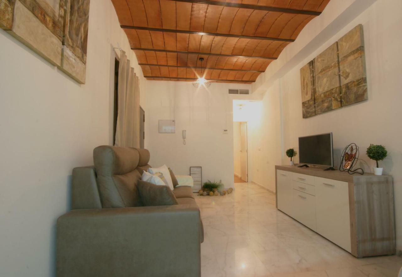 Apartamento Vacacional Carmona Apartment ภายนอก รูปภาพ